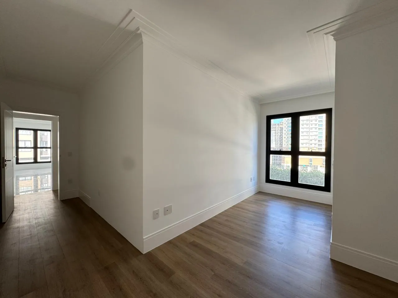 Imagem Apartamento com vista para o mar à venda com 210m2 por R$ 4.200.000,00
