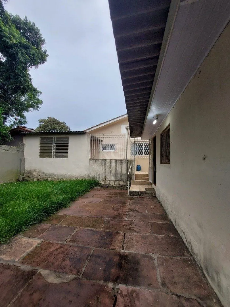Imagem Casa para Venda - 184m², 3 dormitórios, sendo 1 suites, 4 vagas - Cristal