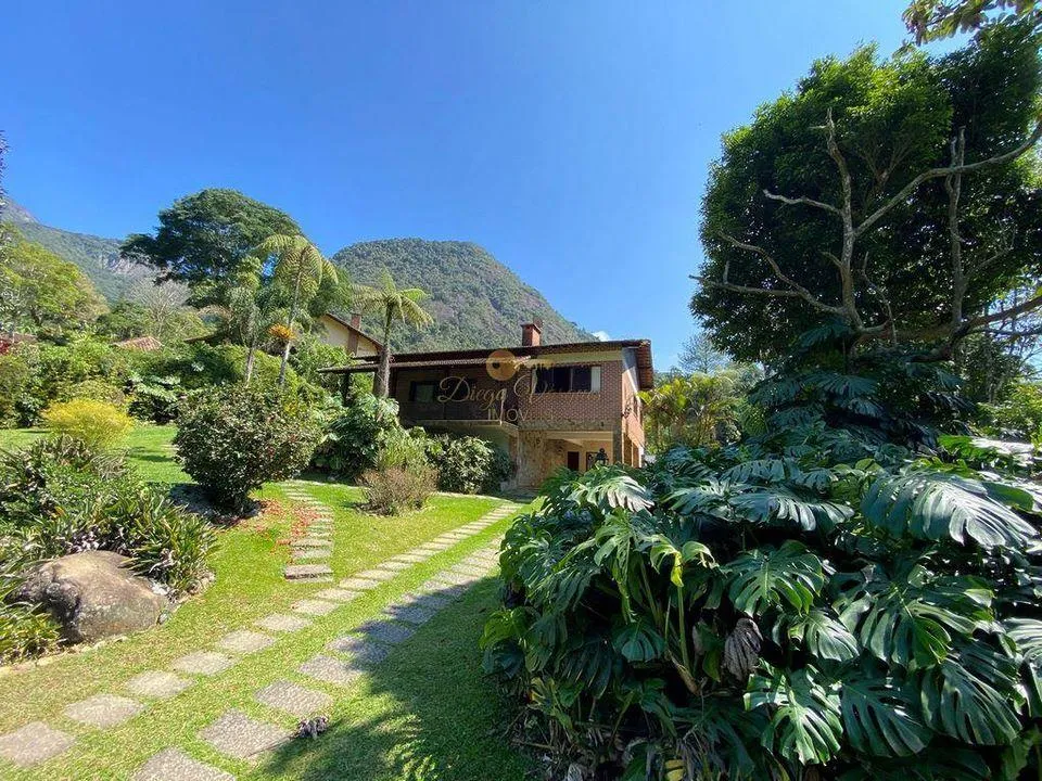 Imagem Casa para Venda em Teresópolis / RJ no bairro Granja Guarani