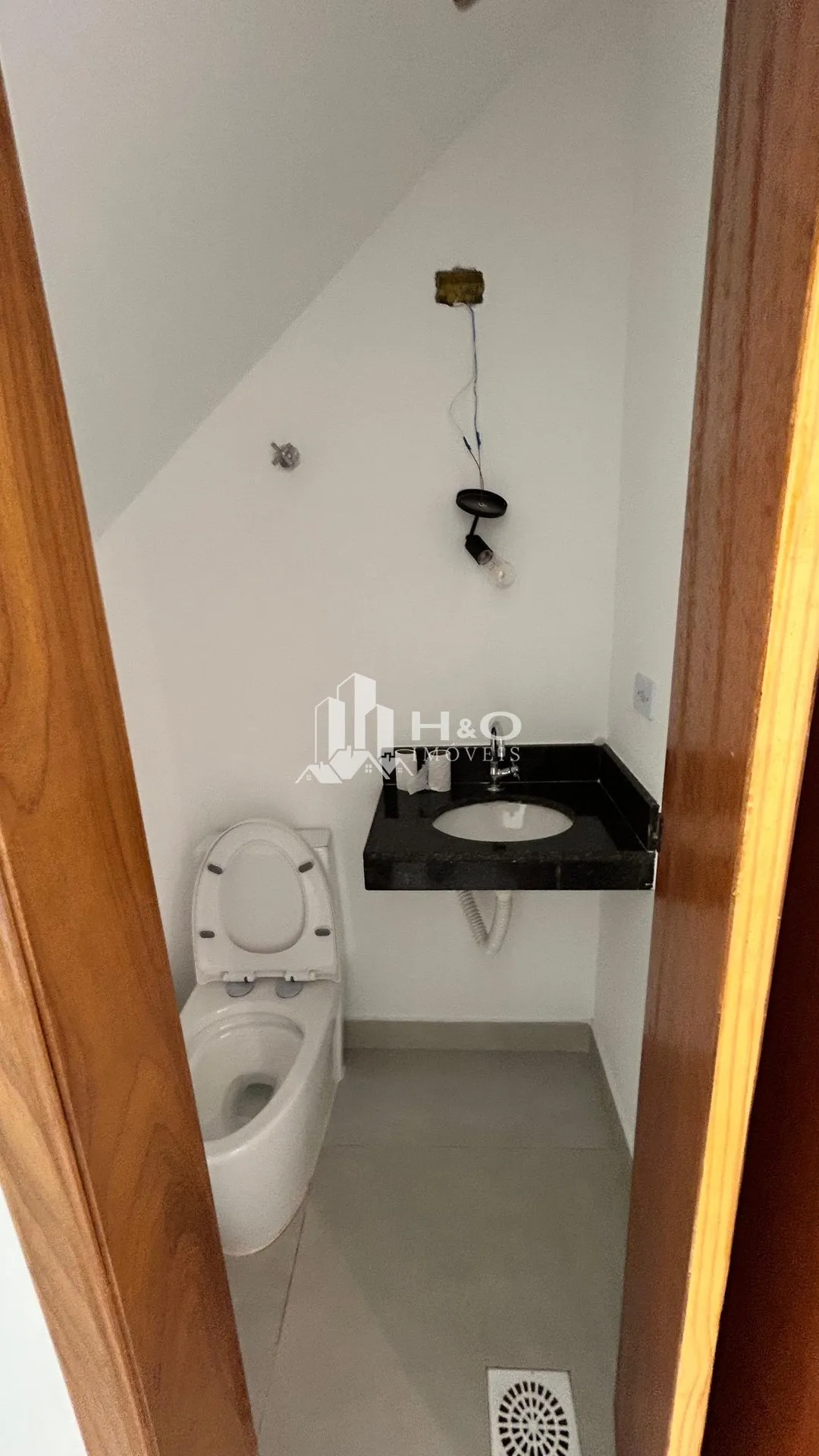 Imagem Sobrado Novo com 3 Suítes e Área Gourmet à Venda na Cidade Líder