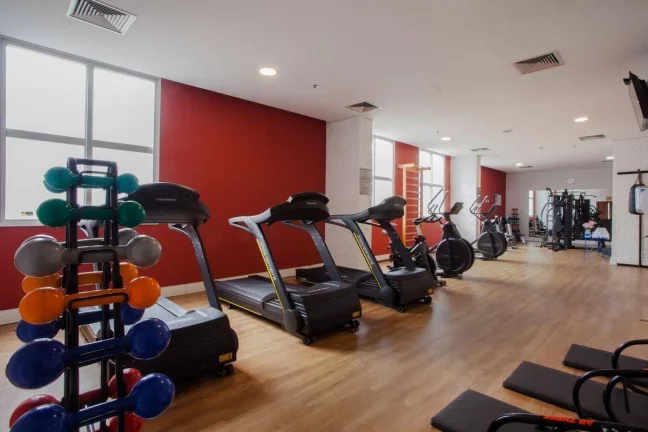 Imagem Flat disponível para venda no Comfort Suites Alphaville, com 50m², 1 dormitório e 1 vaga de garagem