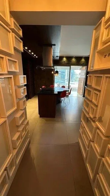 Imagem Apartamento 2 dormitórios, sendo 1 suíte, 77 m² de área privativa e 2 vaga(s) de garagem. Localizado na Rua Mario Antunes da Cunha, no bairro Petrópolis em Porto Alegre.