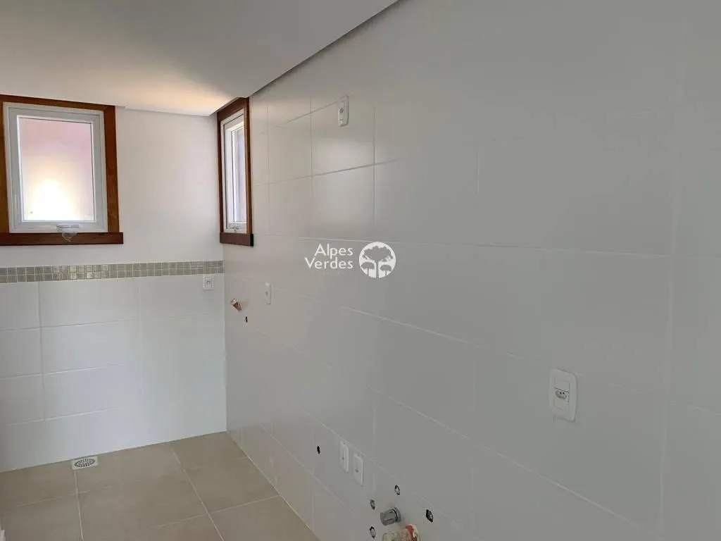 Imagem VENDE-SE APARTAMENTO EM GRAMADO PROXIMO A RUA COBERTA
