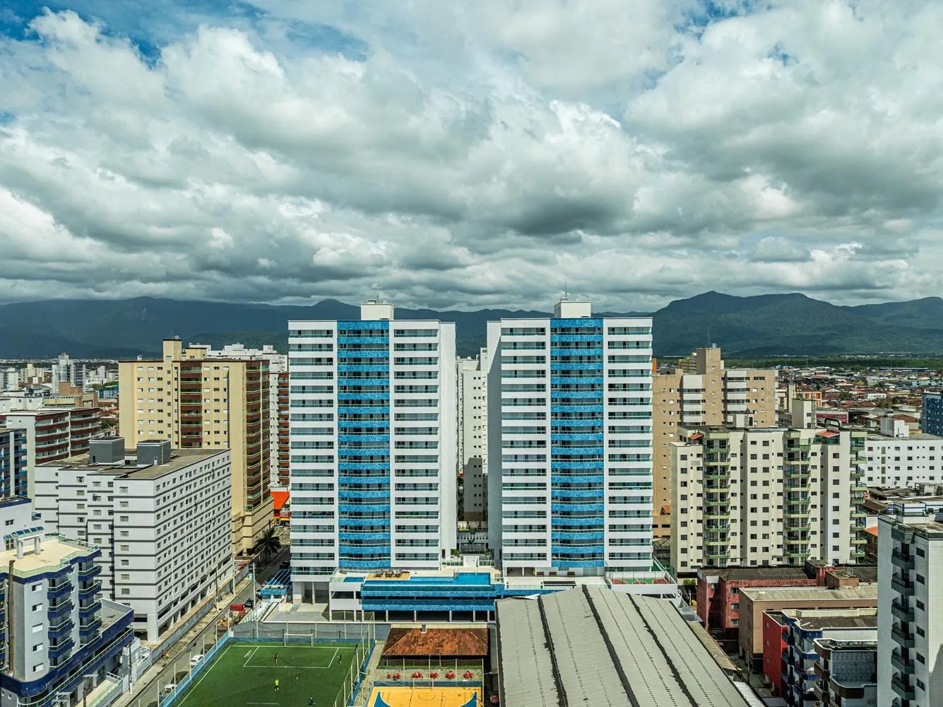Imagem Apartamento para Venda em Praia Grande, Ocian, 2 dormitórios, 1 suíte, 1 banheiro, 1 vaga