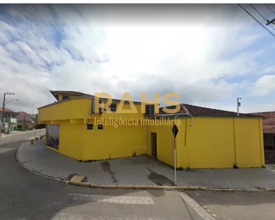 Imagem Ótimo prédio comercial localizado no centro de Barra do Sul, bem próximo ao Porto Balneário Barr...
