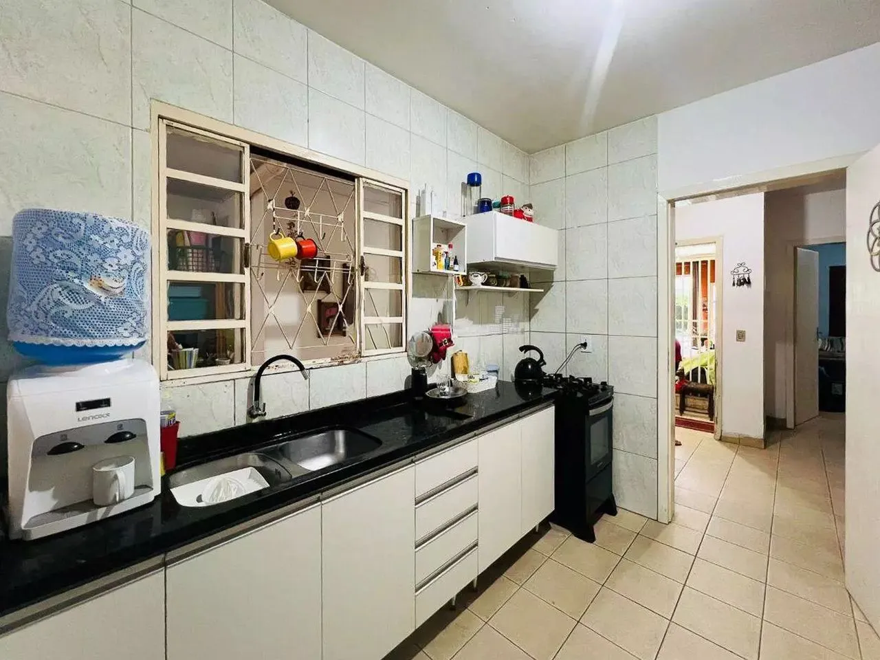 Imagem Casa com churrasqueira / Piscina
