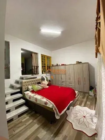 Imagem Sobrado com 3 dormitórios à venda, 380 m² por R$ 638.000,00 - Vila Rio de Janeiro - Guarulhos/SP