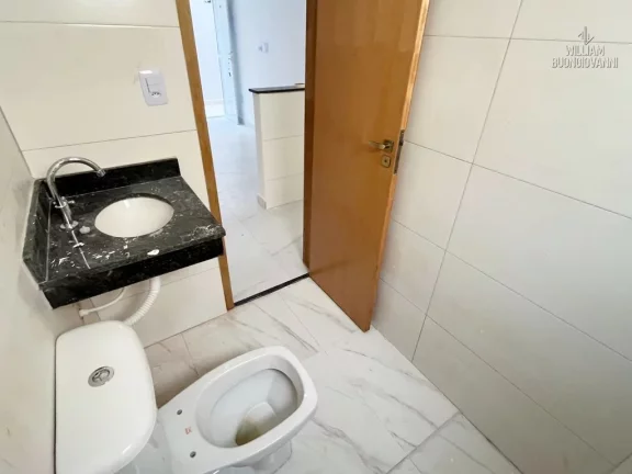 Imagem Casa de condomínio na Vila Tupi, 2 Dormitórios com Suíte! Casa Térrea!