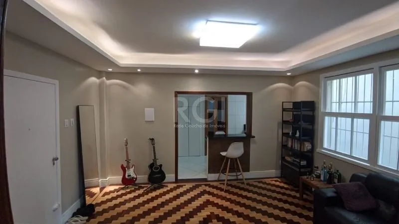 Imagem Apartamento para Venda - 60.5m², 1 dormitório, 2 vagas locadas no prédio - Floresta