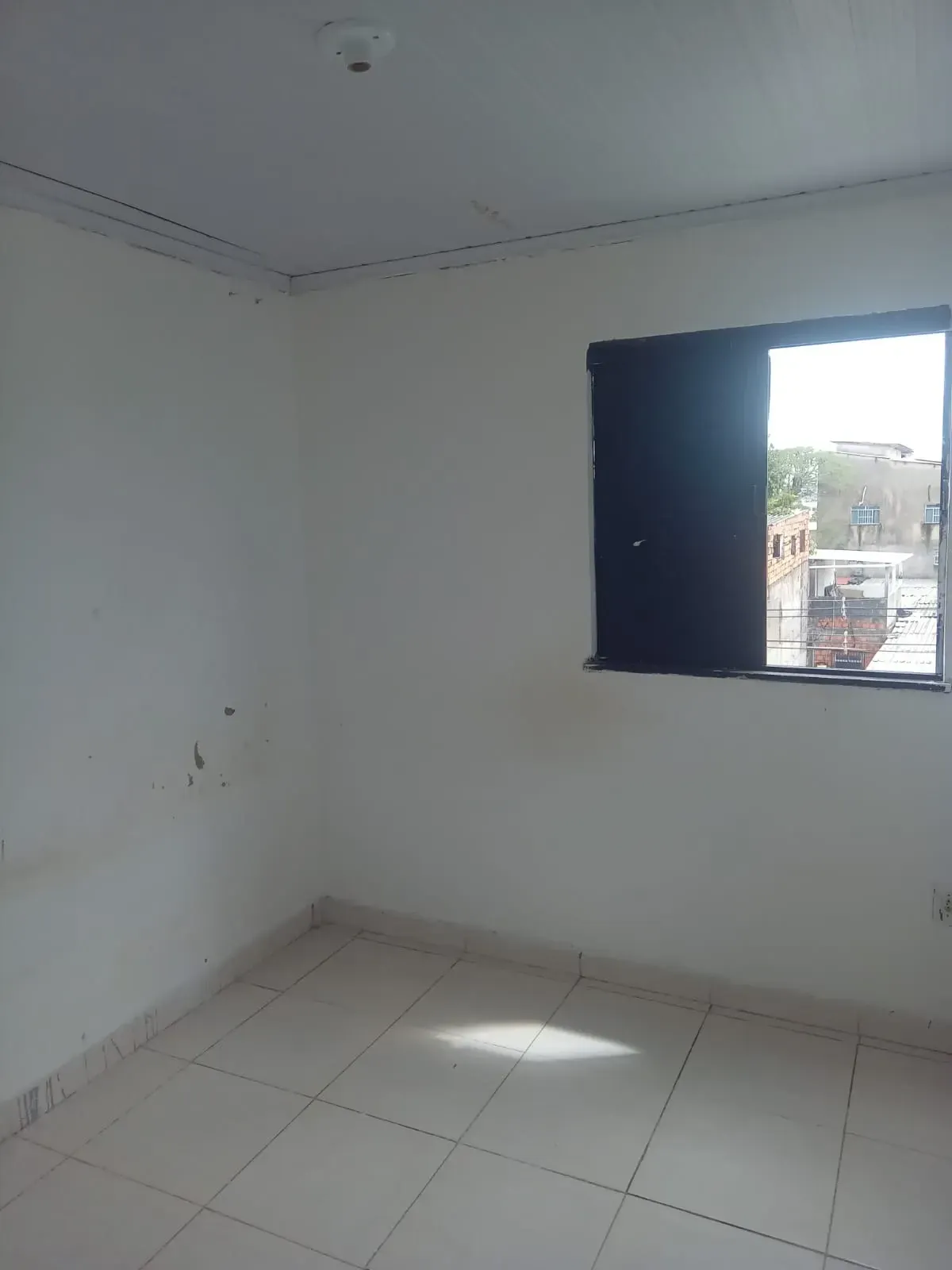 Imagem Apartamento com 2 Quartos para Alugar, 35 m² em Periperi - Salvador