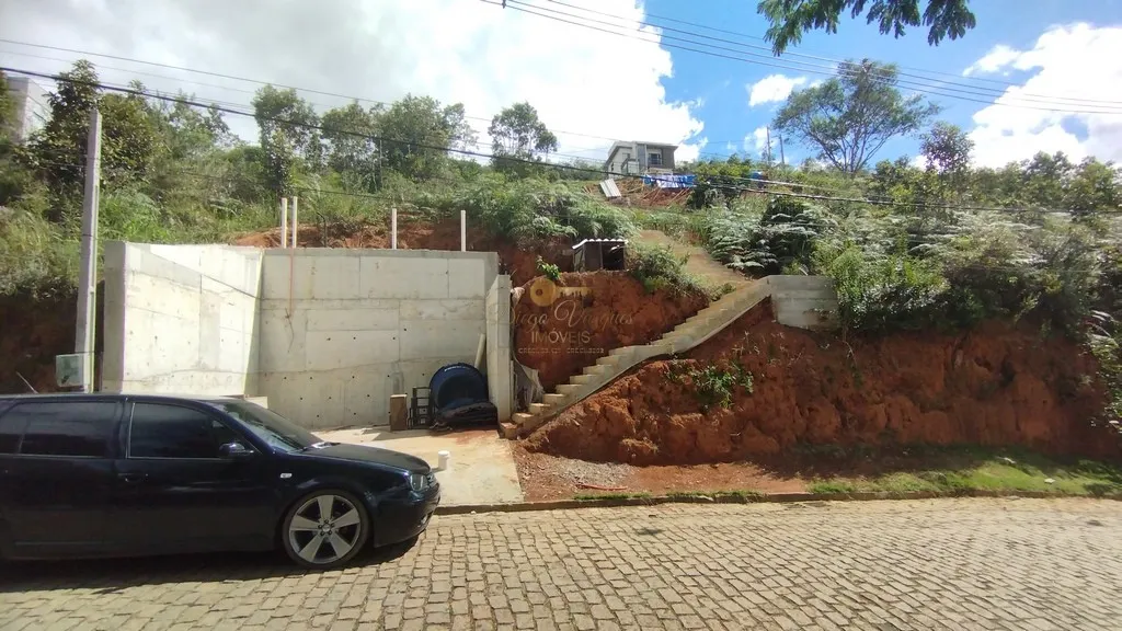 Foto do imóvel Terreno em Condomínio para Venda em Teresópolis / RJ em Rua Panamá