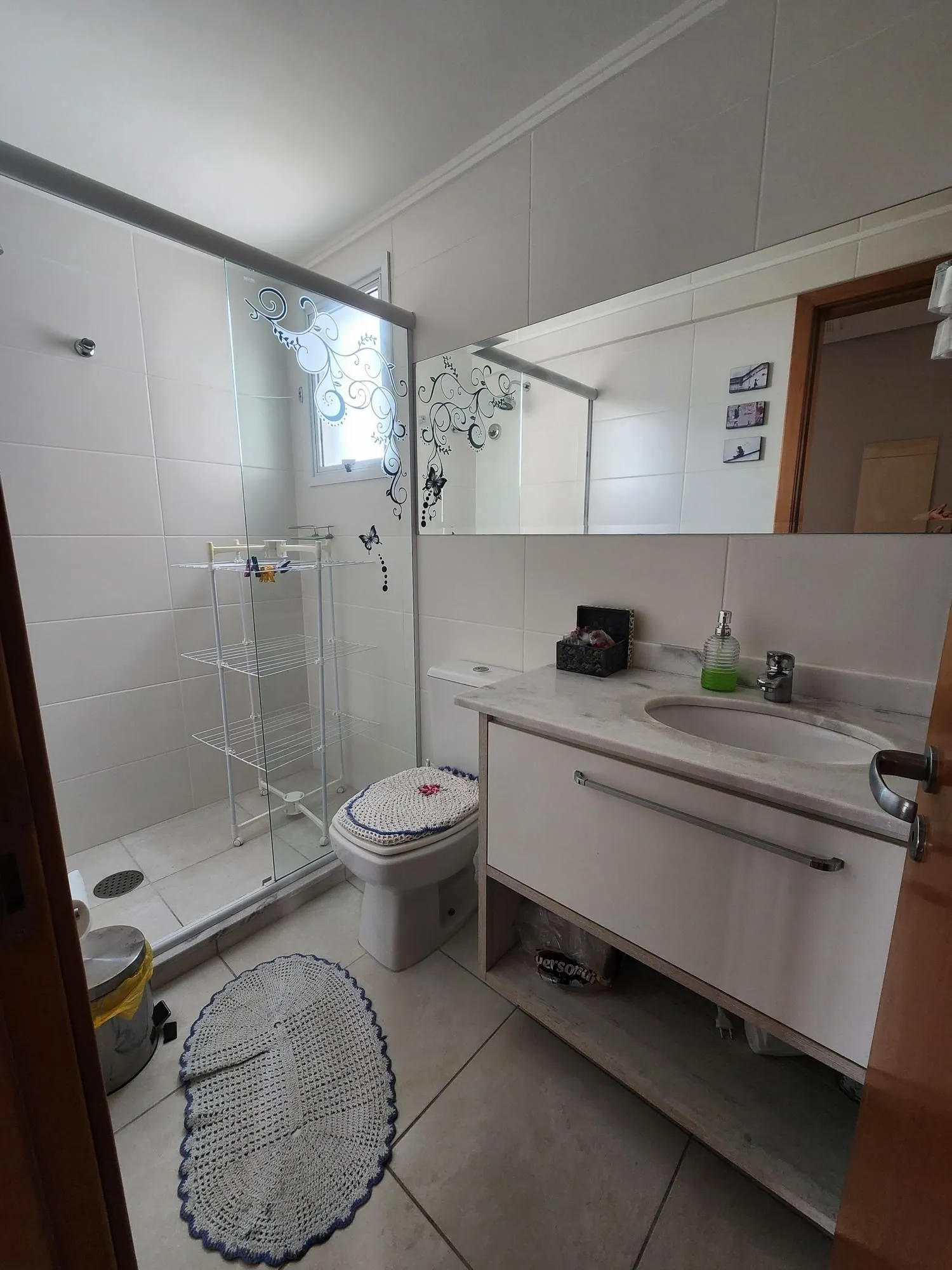 Imagem Apartamento de 2 quartos, suíte e 2 vagas garagem no bairro Santana Porto Alegre