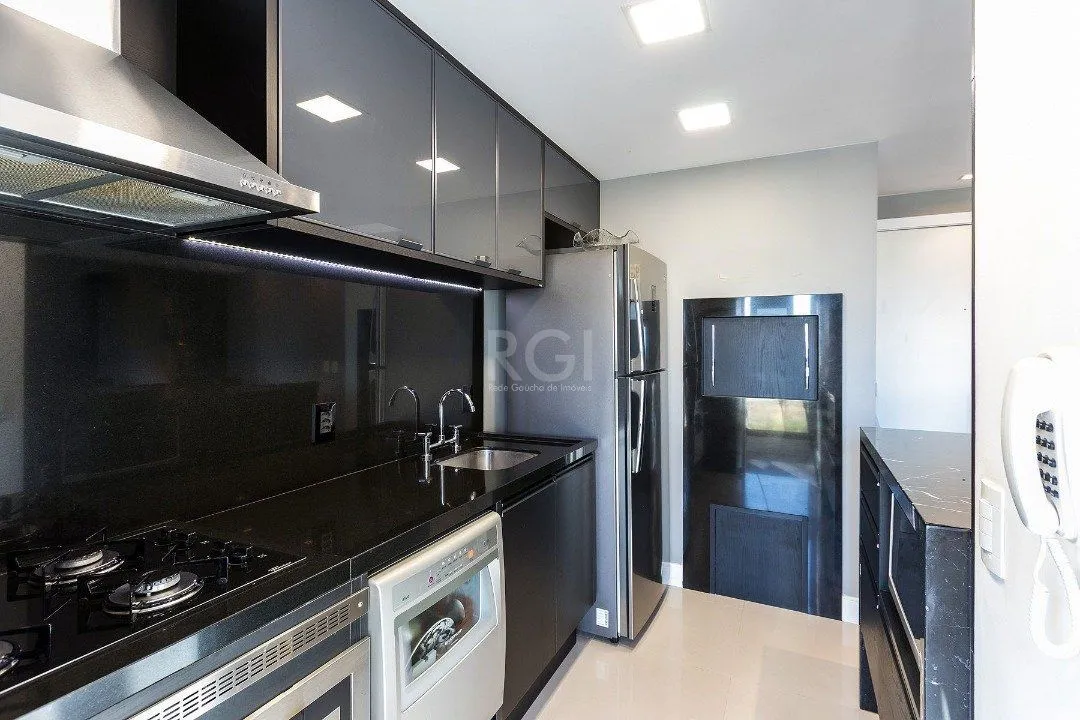 Imagem Apartamento | 2 Dormitórios | 1 Suíte | 1 Vaga | Bairro Cristal | Porteira Fechada