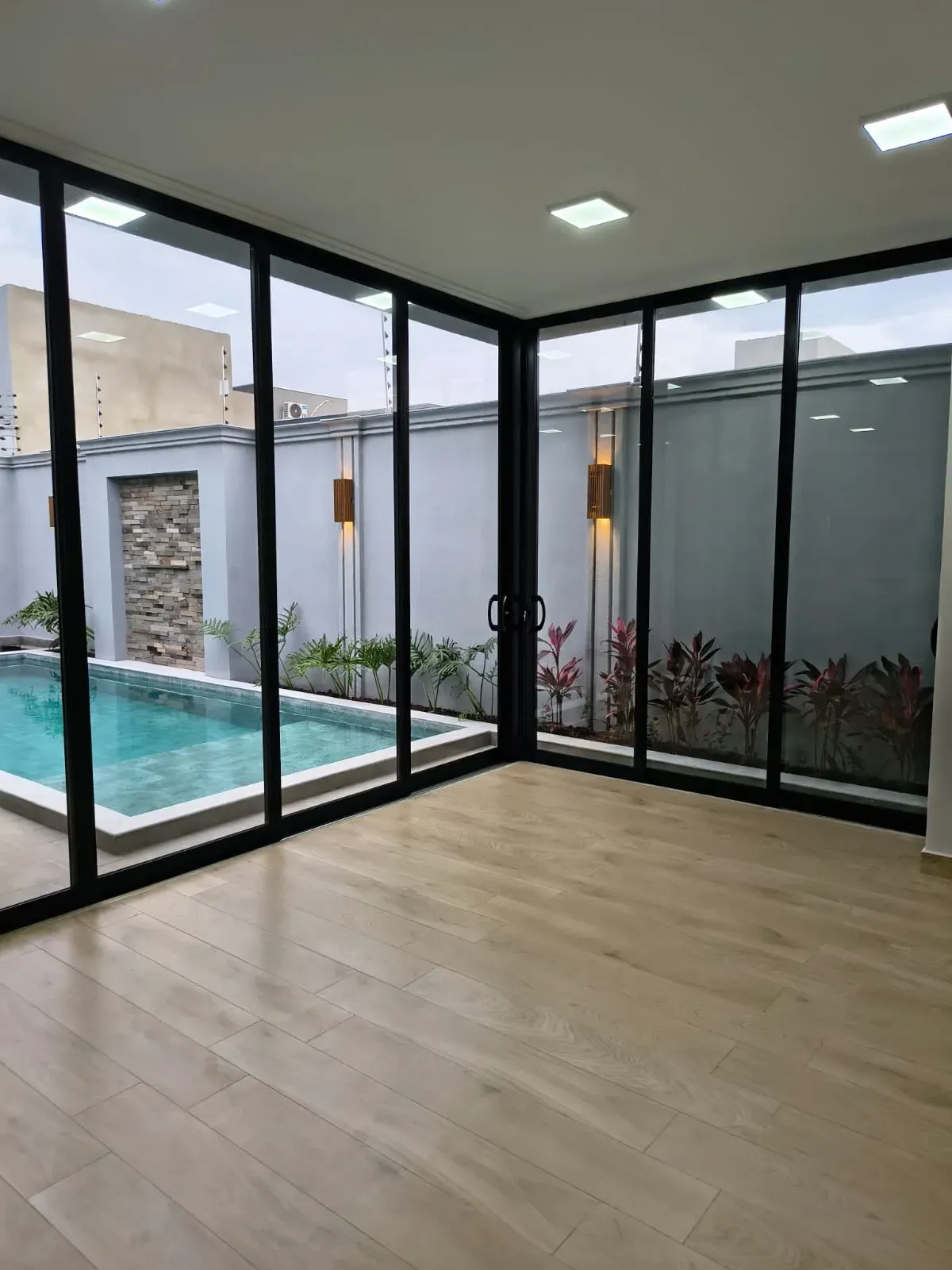 Imagem Casa com 2 Quartos à Venda, 141 m² em Residencial Setsul II - São José do Rio Preto