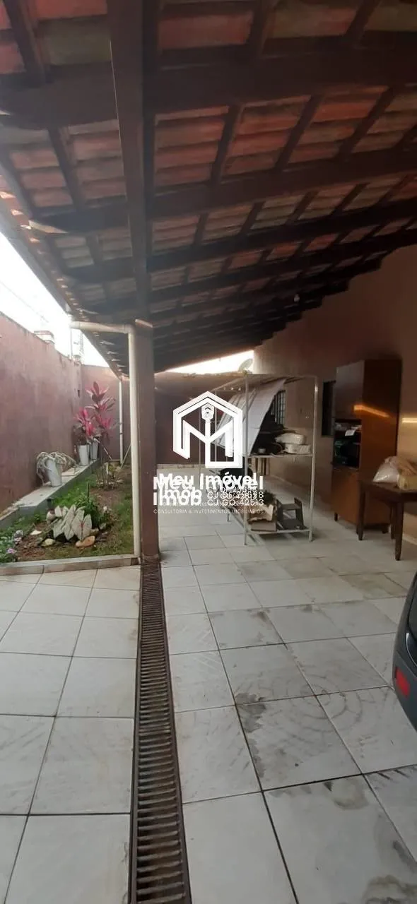 Imagem Casa Setor SHIS 4 Quartos 2 Vagas 230m² Quintal Luziânia