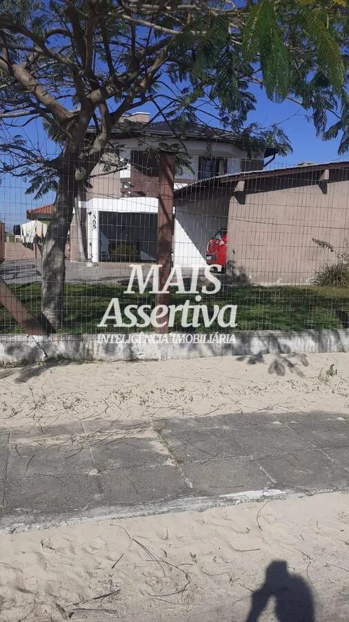 Imagem Casa para Venda em Capão da Canoa / RS no bairro Capão Novo