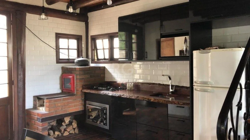 Imagem Casa para Venda - 367m², 2 dormitórios, Belém Novo