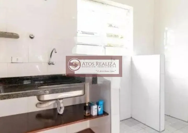 Imagem Alugo Sobrado com entrada compartilhada no Jd Satélite -São Paulo. Com Sala, cozinha, banheiro, área de serviço, R$ 1.250. OBS: Com vaga de garagem R$ 1.450,00 Agende uma visita.
