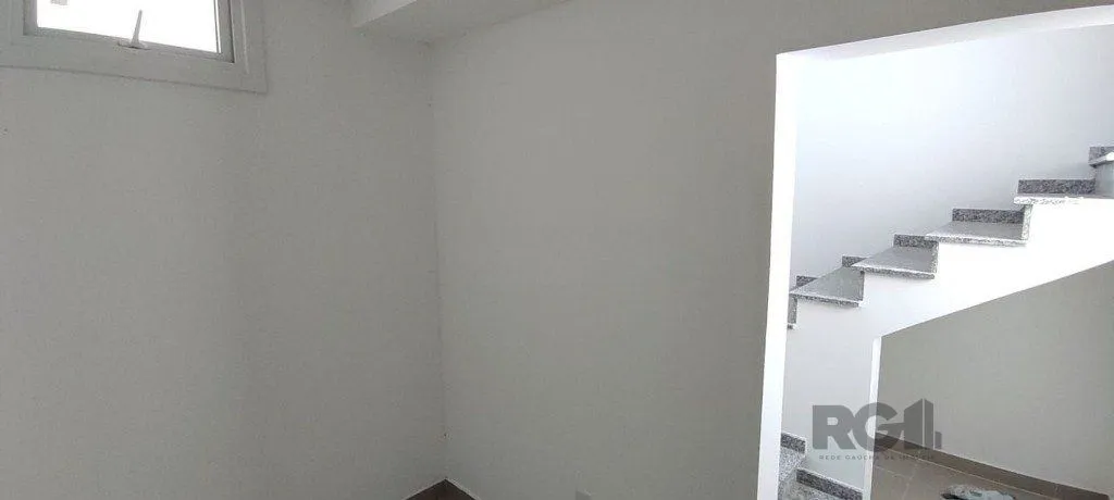 Imagem Casa de 3 dormitórios no bairro Hípica