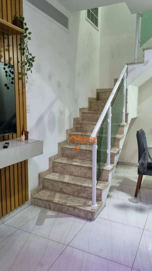 Imagem Sobrado com 3 dormitórios à venda, 140 m² por R$ 690.000,00 - Jardim Bela Vista - Guarulhos/SP