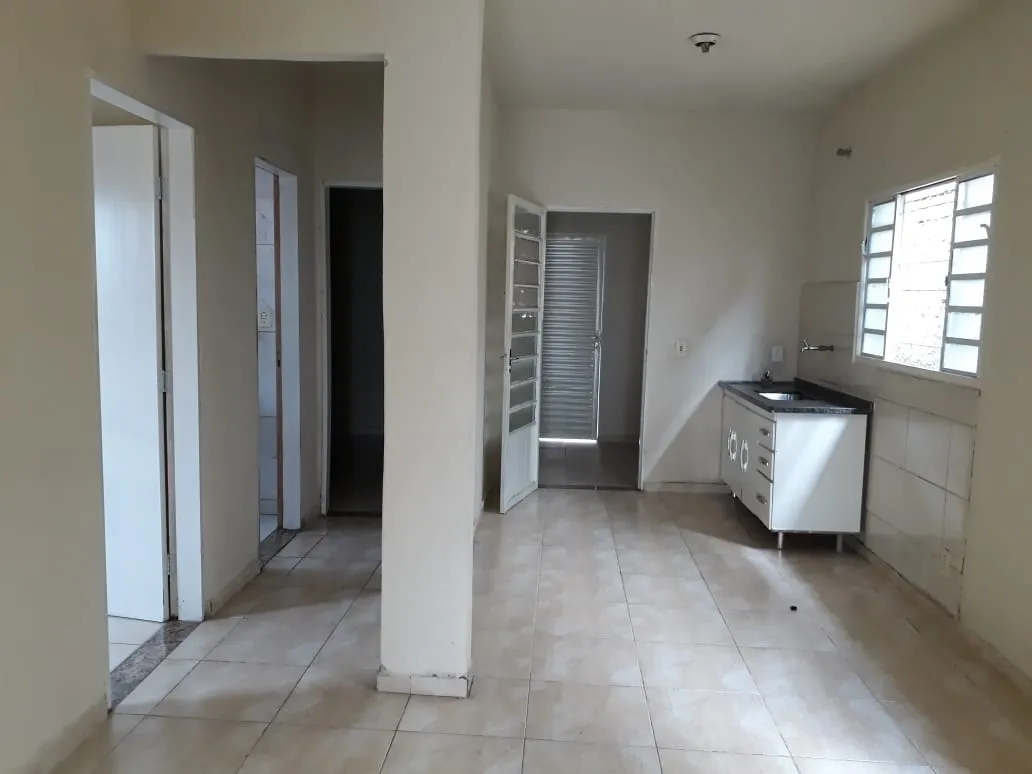 Imagem Casa à venda 2 Quartos, 2 Vagas, 250M², Vila Rica, Pindamonhangaba - SP