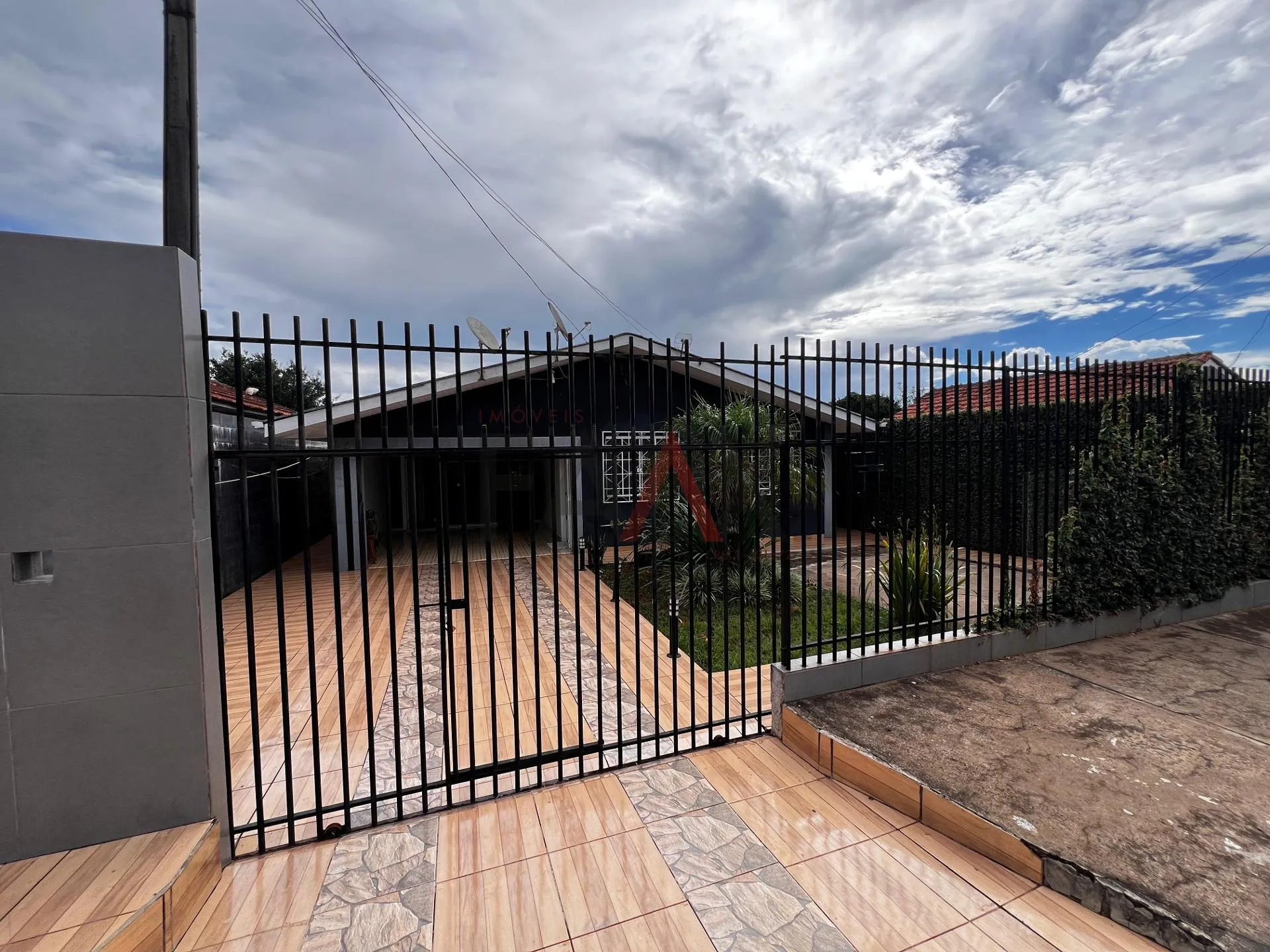 Imagem Casa com 2 dormitórios para locação, INDUSTRIAL, GUARAPUAVA - PR