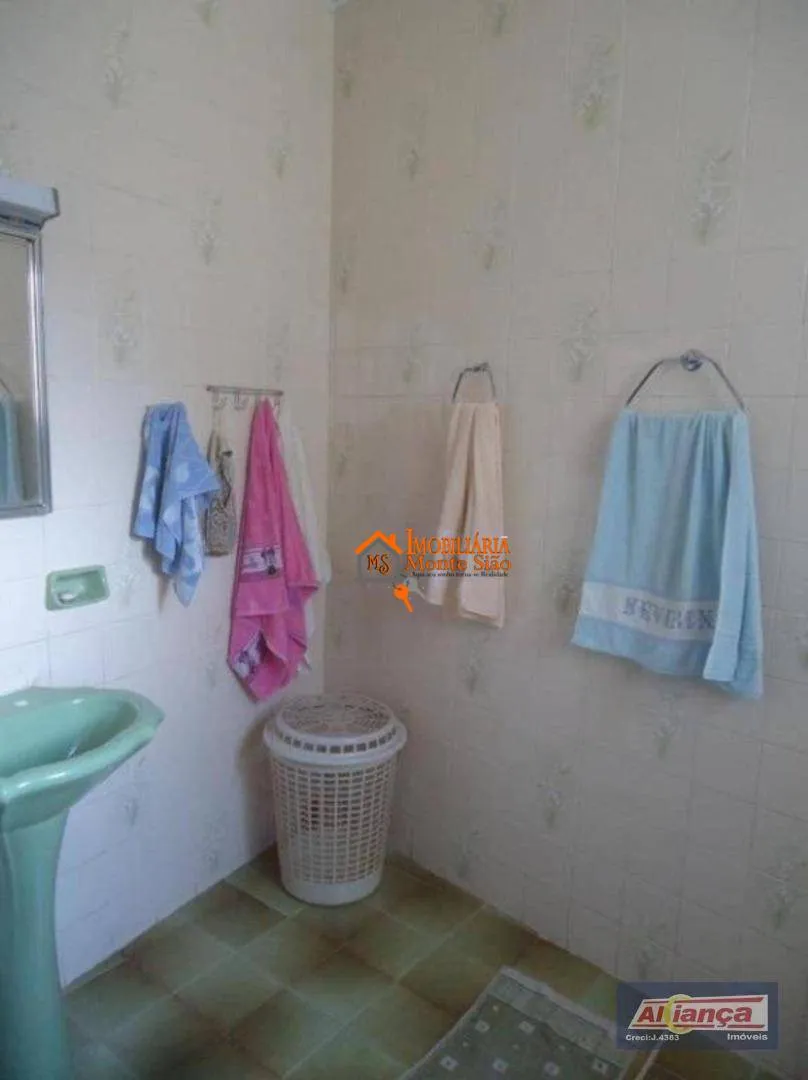 Imagem Sobrado com 3 dormitórios à venda, 191 m² por R$ 530.000,00 - Jardim Presidente Dutra - Guarulhos/SP