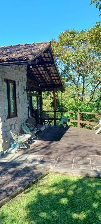 Foto do imóvel Casa em Condomínio para Venda em Guapimirim / RJ em Estrada do Limoeiro