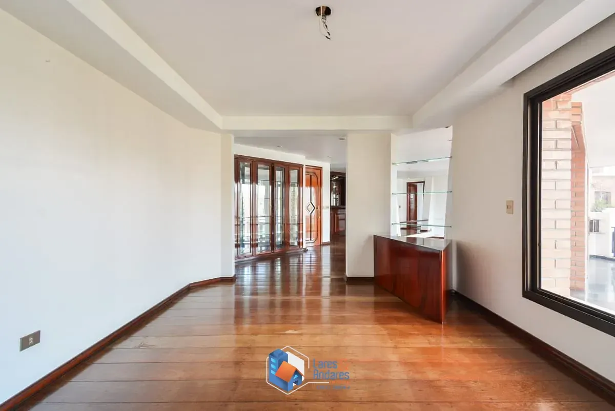 Imagem Apartamento para venda em Pacaembu com 4 quartos, sendo 1 suíte, 274m²