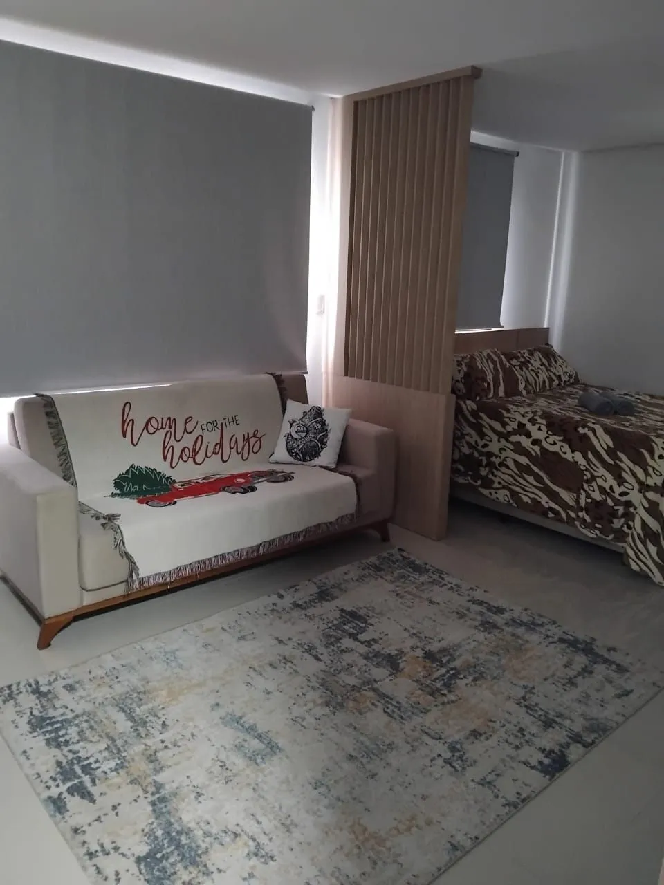 Imagem Studio mobiliado, com 30m² privativos, 1 vaga - Cidade Baixa