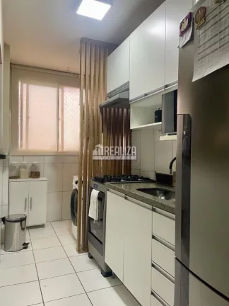 Imagem Apartamento de 2 dormitórios com móveis planejados e piscina no Condomínio Spazio Urca - no bairro Mercês, em Uberaba