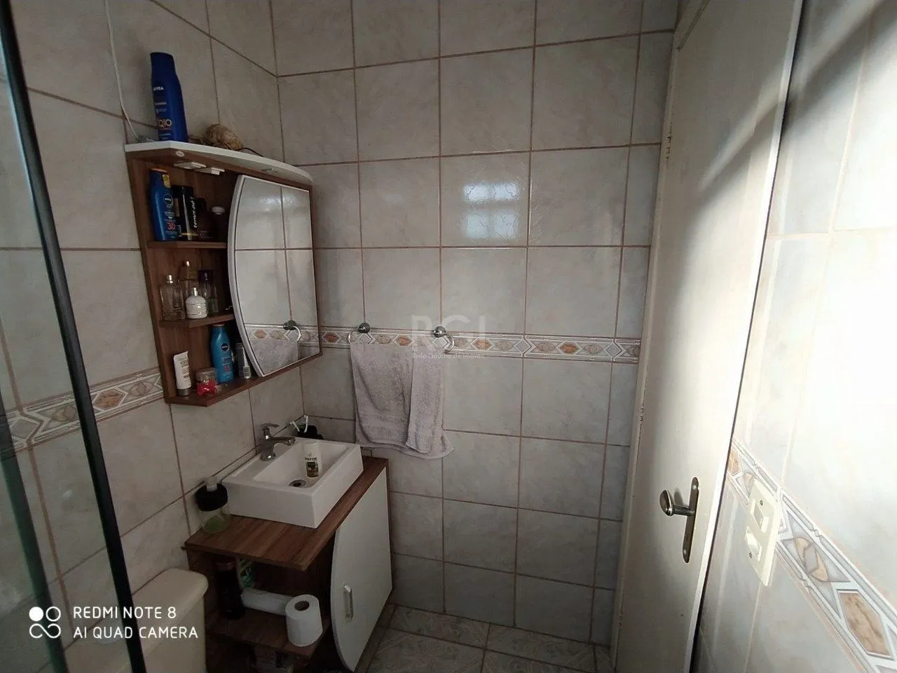 Imagem Casa para Venda - 105m², 2 dormitórios, 2 vagas - Hípica