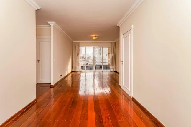 Imagem Lindo apartamento com 118 m² área útil, 03 dormitórios - sendo 01 suíte, living para dois ambie...