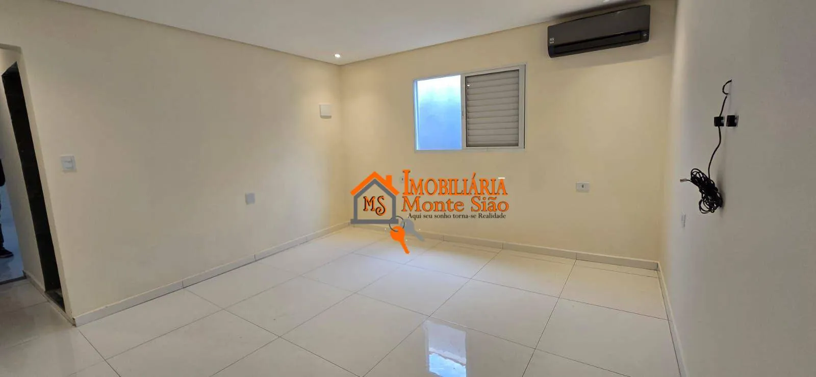 Imagem Casa com 2 dormitórios à venda, 140 m² por R$ 393.000,00 - Parque Residencial Bambi - Guarulhos/SP