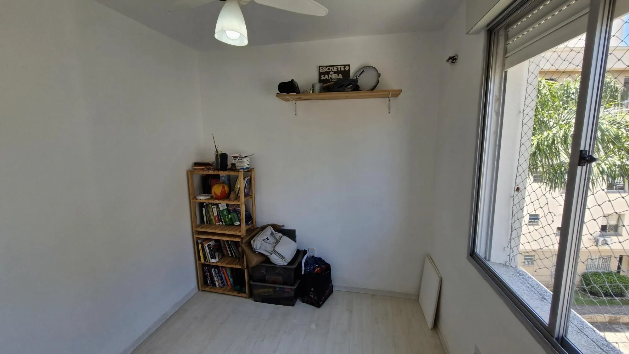 Imagem Excelente Apartamento de dois Dormitórios perto do Bourbon Aparício Borges.