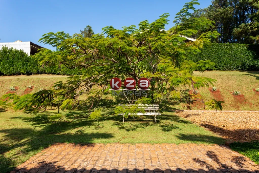 Imagem Imperdível casa de luxo à venda em Avaré-SP, Parque São Jorge: 4 quartos, 4 suítes, 4 salas, 6 banheiros, 20 vagas, 830m²!