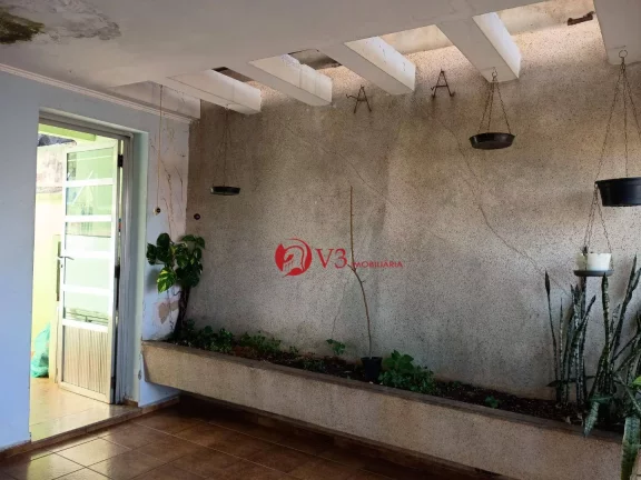 Imagem Vende-se casa próximo ao Metrô Patriarca, com 390 metros quadrados, 4 dormitórios à venda, por R$ 1.500.000 - Cidade Patriarca - São Paulo/SP