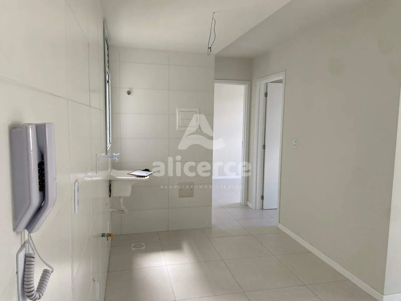 Imagem Apartamento no Residencial Naturia - 2 dormitórios I Sacada I Piscina I Vaga de garagem - em São José/SC