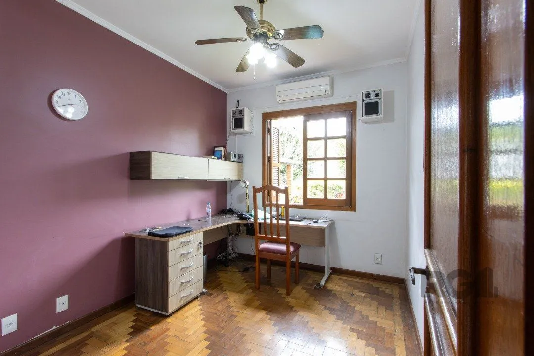 Imagem Casa para Venda - 440m², 3 dormitórios, sendo 1 suites, 2 vagas - Santa Tereza