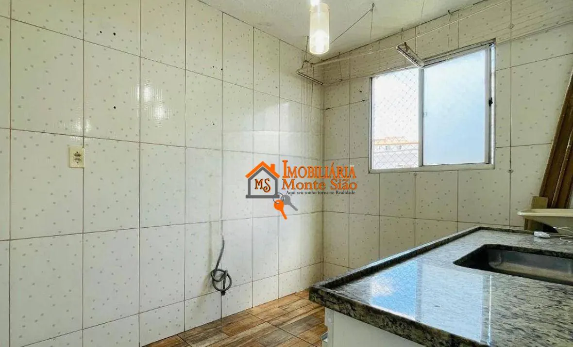 Imagem Apartamento com 2 dormitórios à venda, 45 m² por R$ 234.000 - Água Chata - Guarulhos/SP