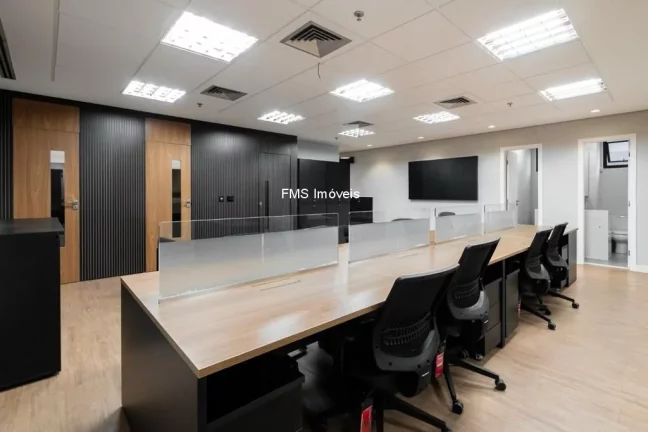Imagem Conjunto comercial mobiliado com 130m² na Vila Olímpia.