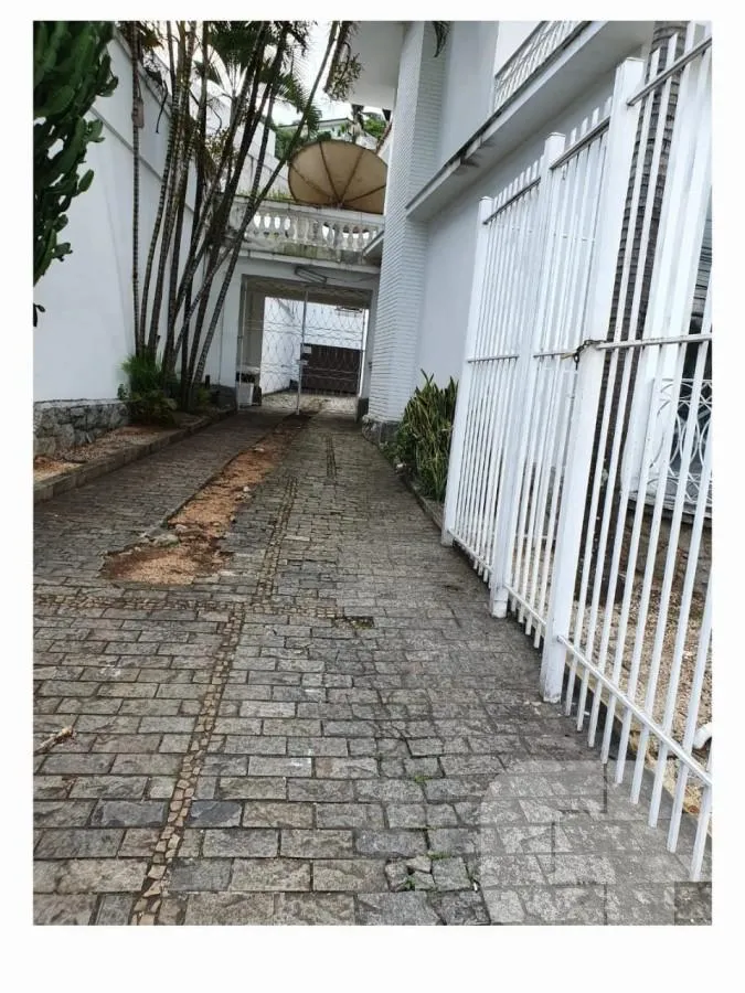 Imagem Casa Comercial para Locação em São Paulo / SP no bairro Pacaembu