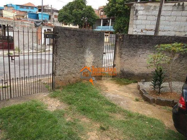 Imagem Casa com 2 dormitórios à venda, 430 m² por R$ 639.000,00 - Jardim do Triunfo - Guarulhos/SP
