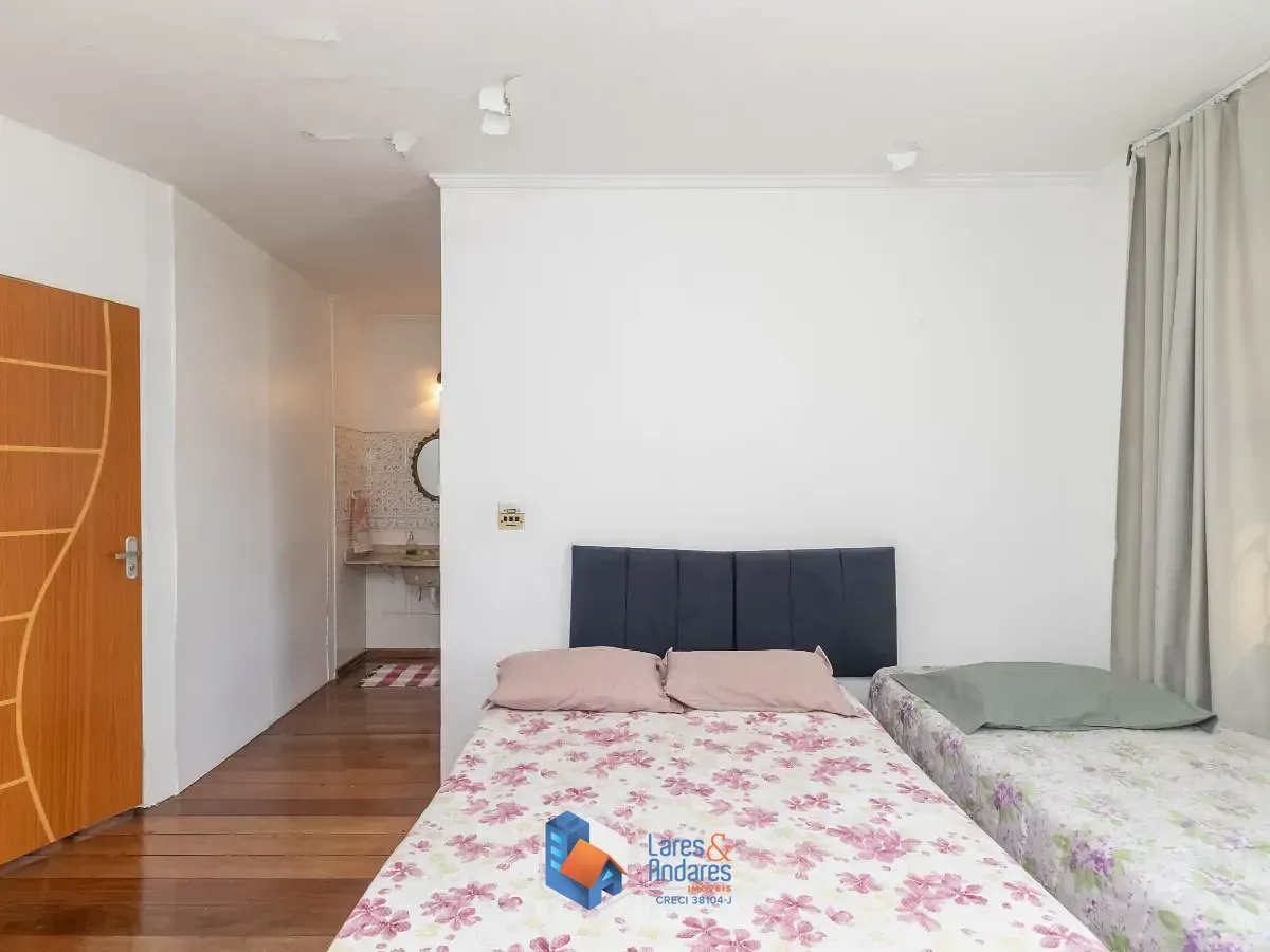 Imagem Sobrado para venda em Vila Indiana com 5 quartos, sendo 3 suítes, 500m²