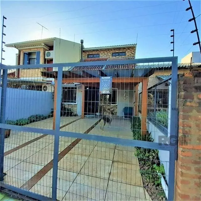 Imagem Casa 3 dormitorios 2 garagens no Bairro Hípica em Porto Alegre RS