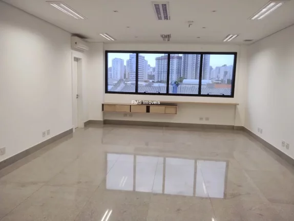 Imagem Prédio comercial com 3.185m2 na Barra Funda.