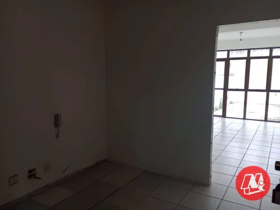 Imagem Sala comercial na Felipe Neri com área externa