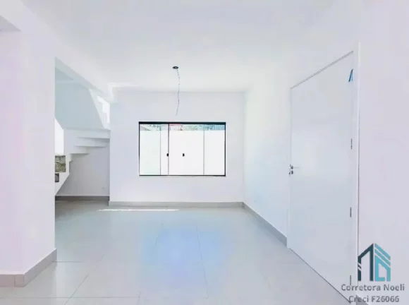 Imagem Sobrado novo a venda 02 quartos c/suíte, terraço Santa Felicidade em Curitiba PR