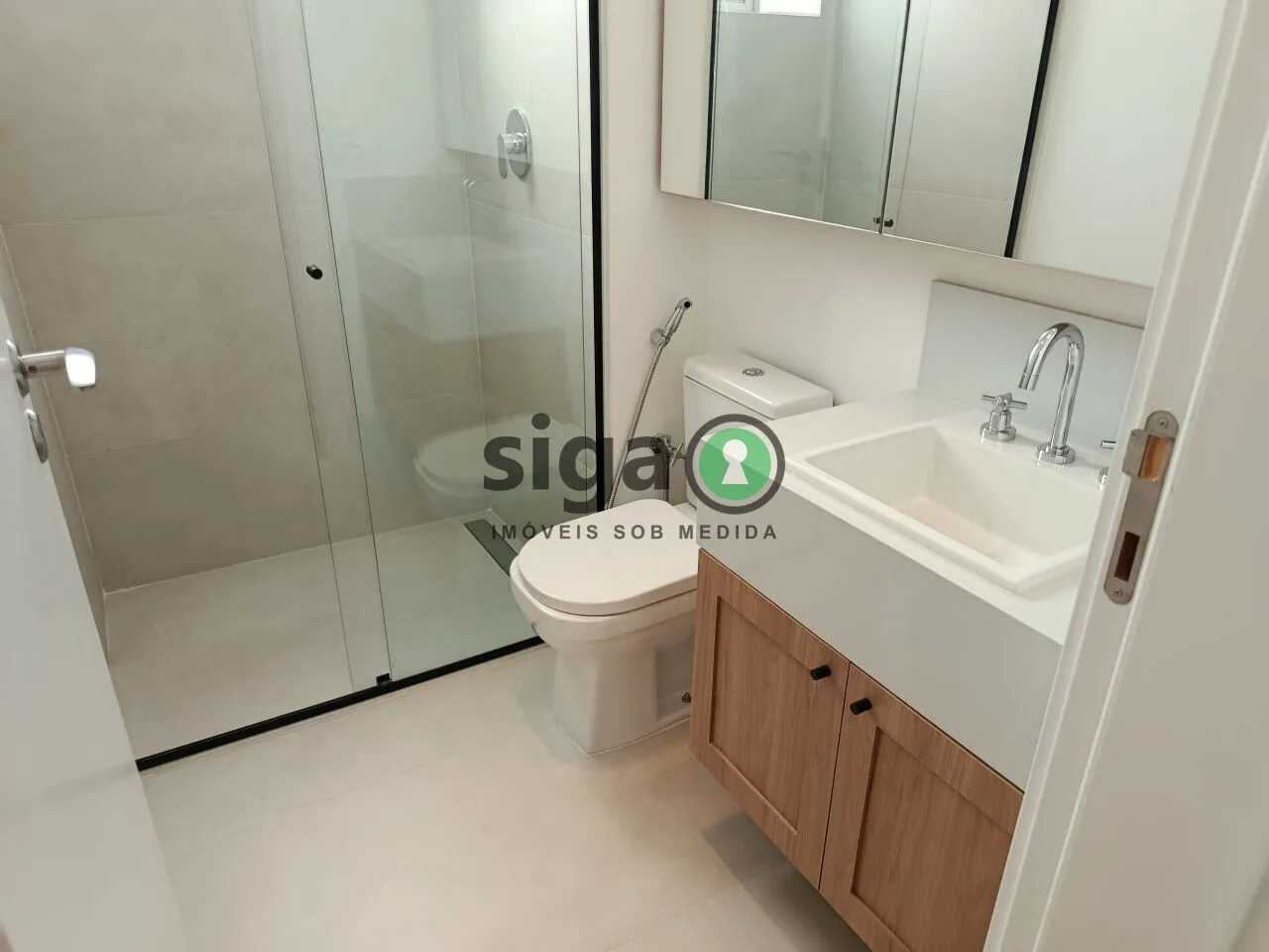 Imagem Apartamento de Alto Padrão à Venda no Itaim Bibi, Rua Macurapé, 43, 135 m², 2 Suítes, 2 Vagas