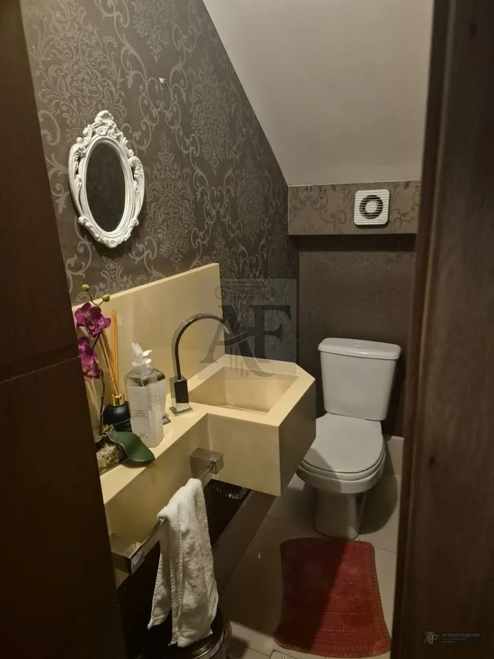 Imagem Casa à venda em Vila Carrão, São Paulo